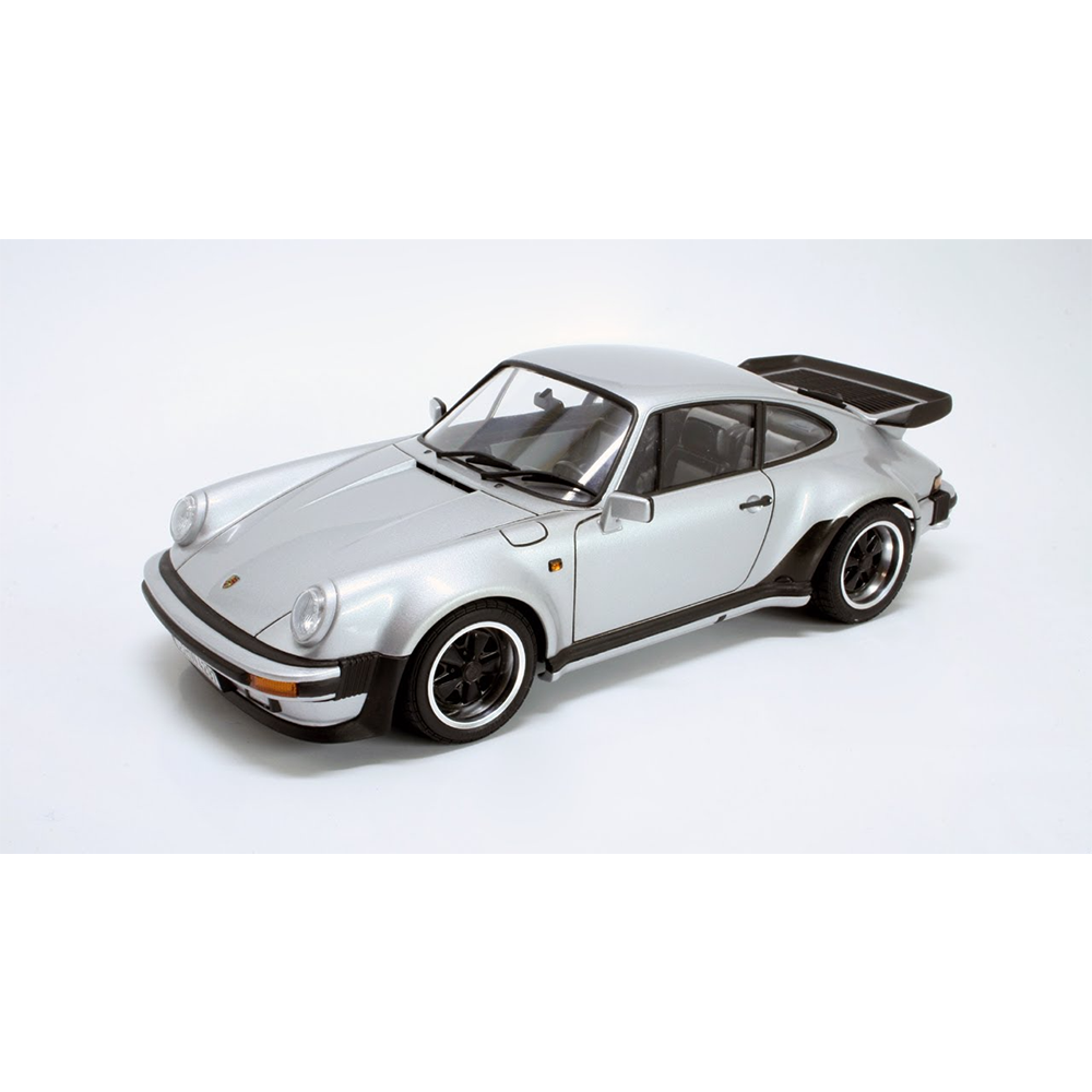 1/24 Porsche 911 Turbo '88