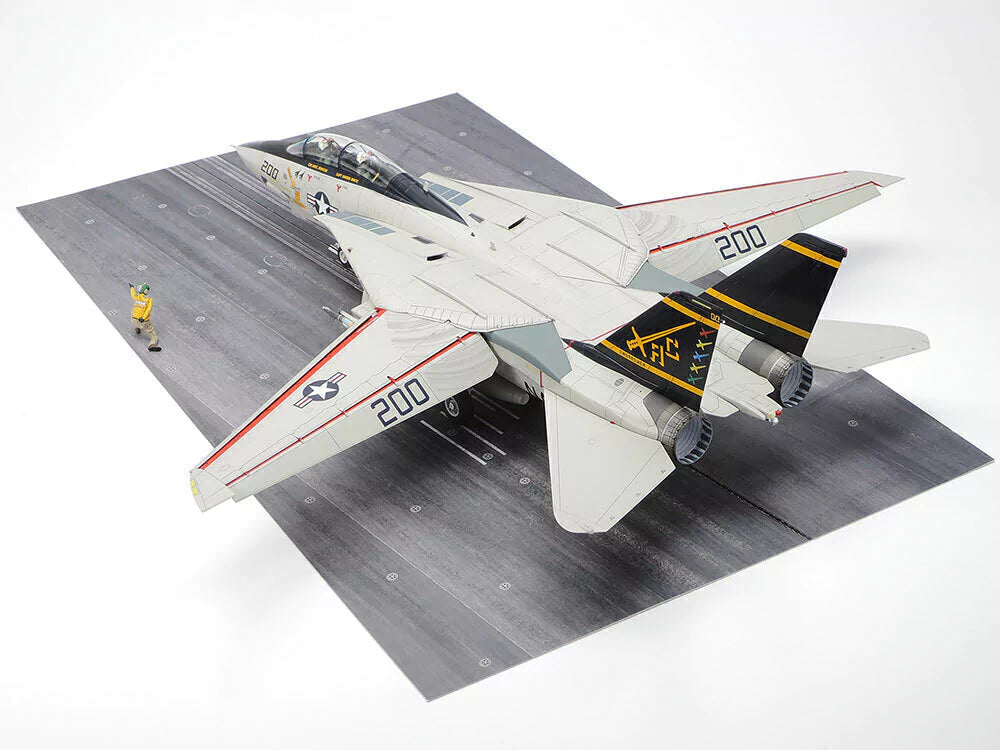 1/48 Grumman F-14A Tomcat Late Model Carrier Launch