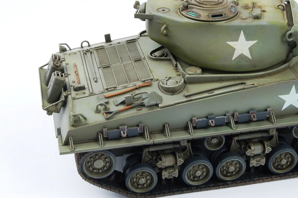 1/35 U.S. Medium Tank M4A3E8 Sherman "Easy Eight"