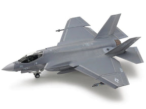 1/48 Lockheed Martin F-35C Lightning I