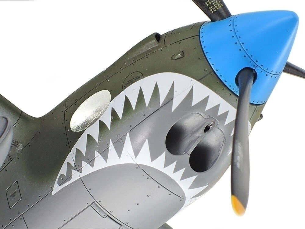 1/48 Lockheed P-38F / G Lightning (Kit de Montagem)