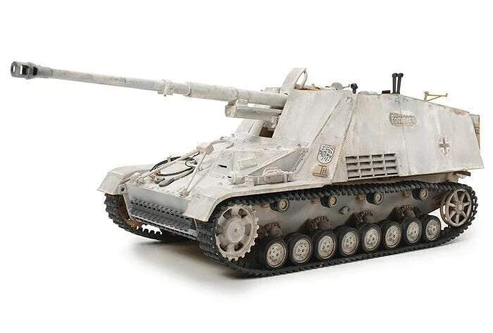 1/35 Nashorn Heavy Tank Destroyer German