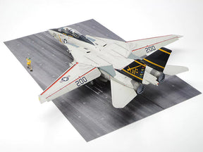 1/48 Grumman F-14A Tomcat Late Model Carrier Launch