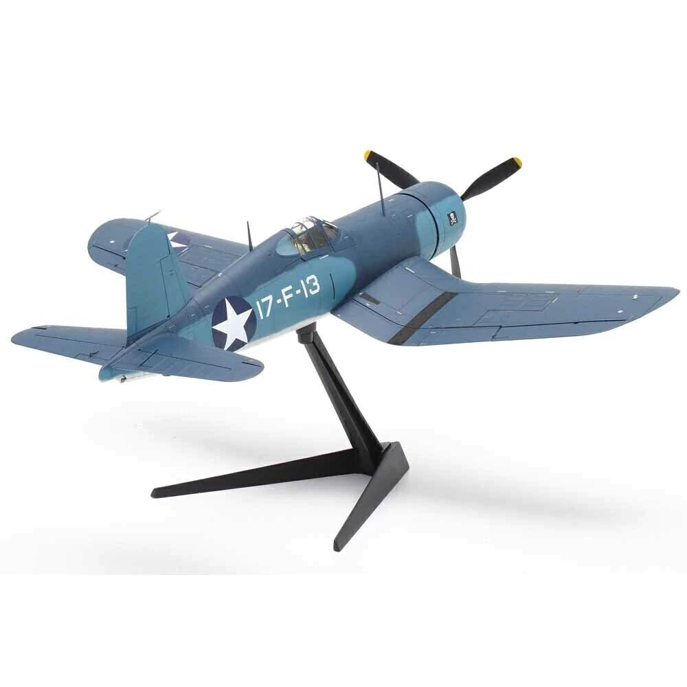 1/32 Vought F4U-1 Corsair "Birdcage"
