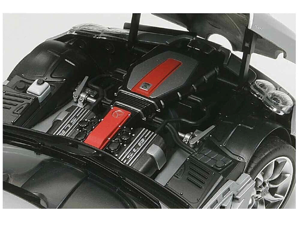 1/24 MERCEDES-BENZ SLR McLaren