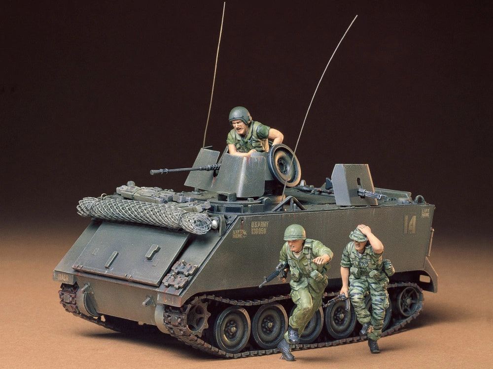 1/35 U.S. M113 ACAV Kit - Tamiya