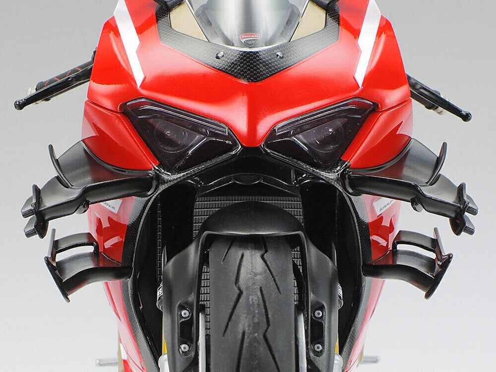 1/12 Ducati Superleggera V4